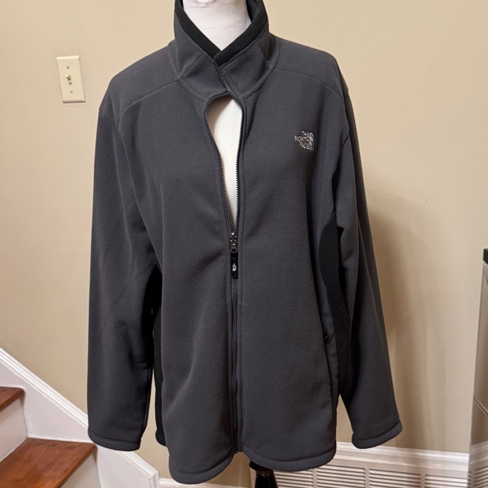 The North Face Men's Dark Gray/Black Jacket Size XL/TG pre-owned